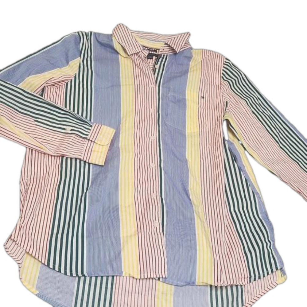 Tommy Hilfiger relaxed fit mens shirt, size Large